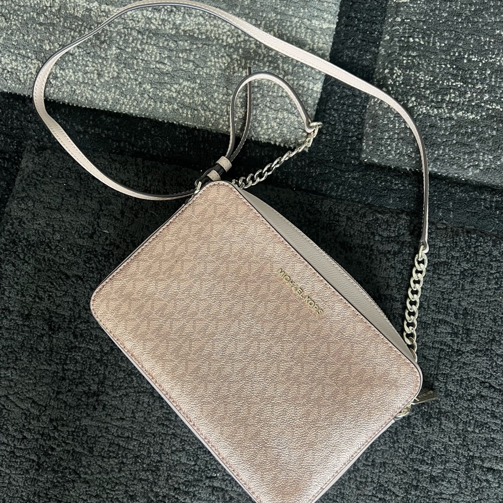 Michael Kors Rose Gold Purse